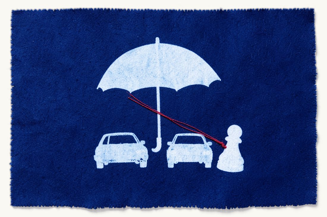 Compulsory traffic insurance cover in Türkiye: an open umbrella sheltering two small cars touching at the bumpers, a red thread running from its handle to a chess pawn, cyanotype print