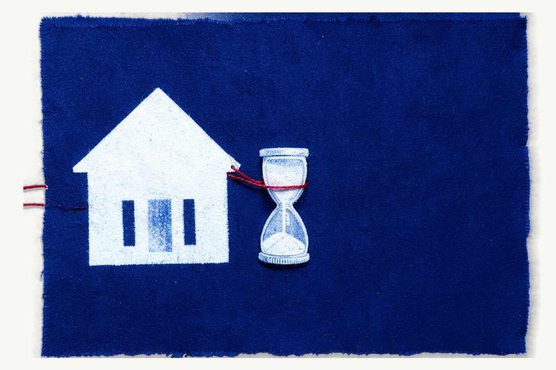 Compensation claim for late property delivery: a large pitched-roof house at left, a tall ridged stack of silver coins beside it, a small hourglass between them, tied by a red thread, cyanotype print
