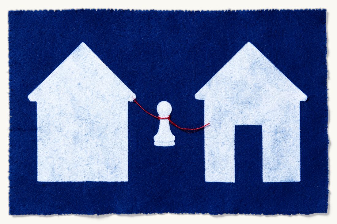 Single tax residence under a double tax treaty: two large pitched-roof houses with a small chess pawn between them, a red thread running to the right-hand house and knotted at its door, cyanotype print