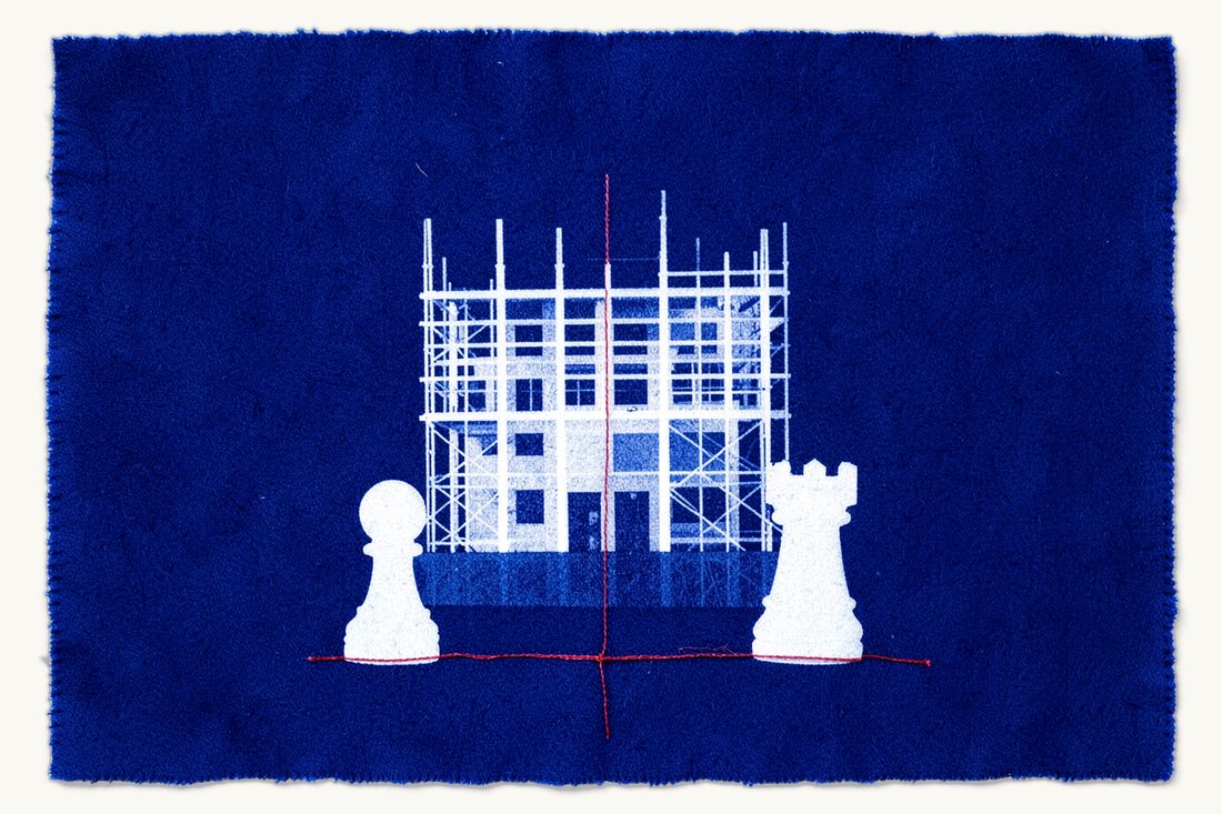 Flat-for-land agreements in Türkiye: a large building under scaffolding with a pawn at its lower left and a rook at its lower right, joined by a red thread along the ground, cyanotype print